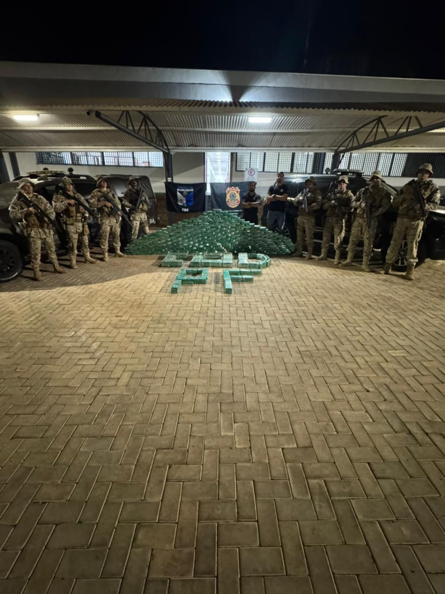 APREENSÃO MILIONÁRIA: MAIS DE 440 KG DE COCAÍNA SÃO INTERCEPTADOS EM GOIÁS