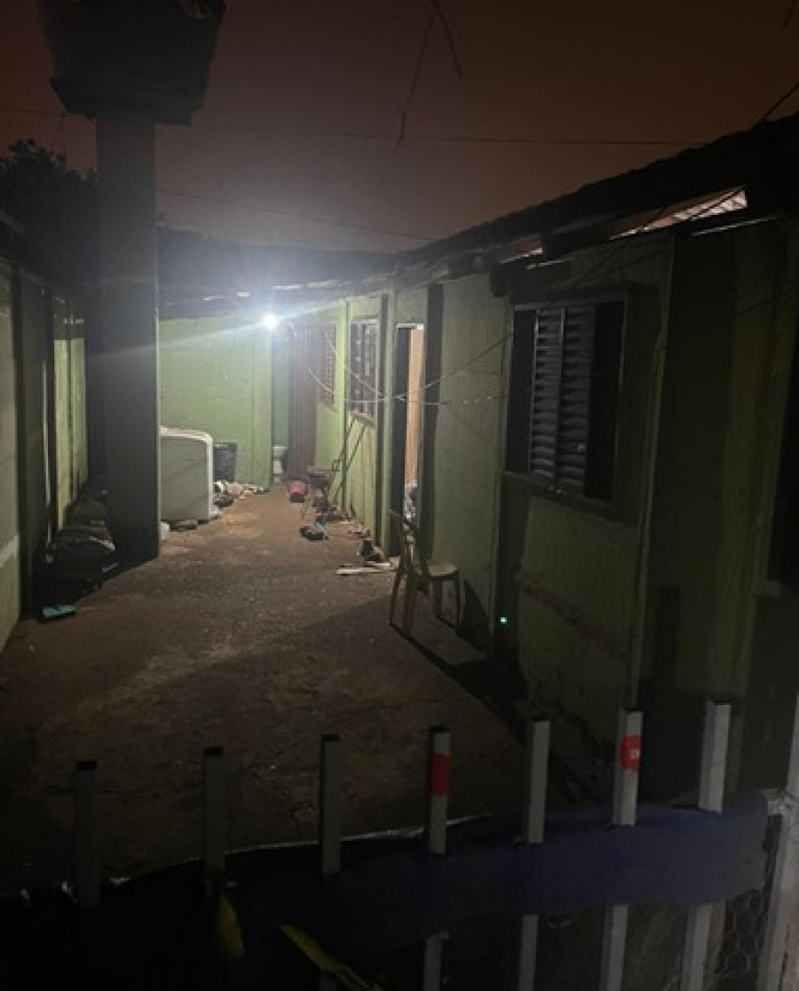 HOMEM É CONDUZIDO À DELEGACIA APÓS MORTE NO SETOR PAUZANES, EM RIO VERDE