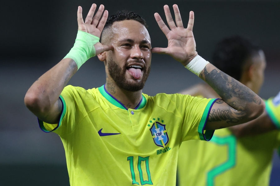 NEYMAR NÃO TREINA NA SELEÇÃO E VIRA PREOCUPAÇÃO A DUAS SEMANAS DA COPA
