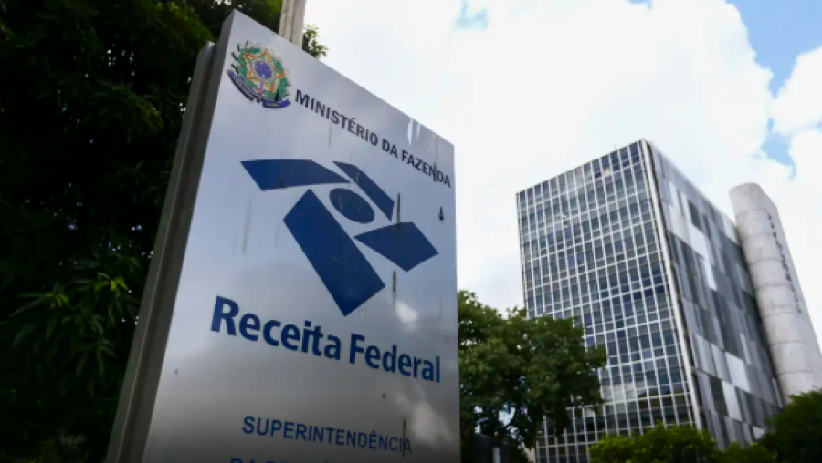 RECEITA FEDERAL PAGA MAIOR LOTE DE RESTITUIÇÃO DO IMPOSTO DE RENDA DA HISTÓRIA NESTA TERÇA-FEIRA