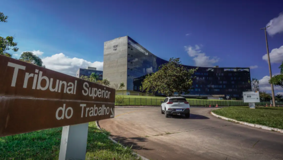 ASSÉDIO ELEITORAL NO TRABALHO É CRIME; SAIBA COMO IDENTIFICAR E DENUNCIAR