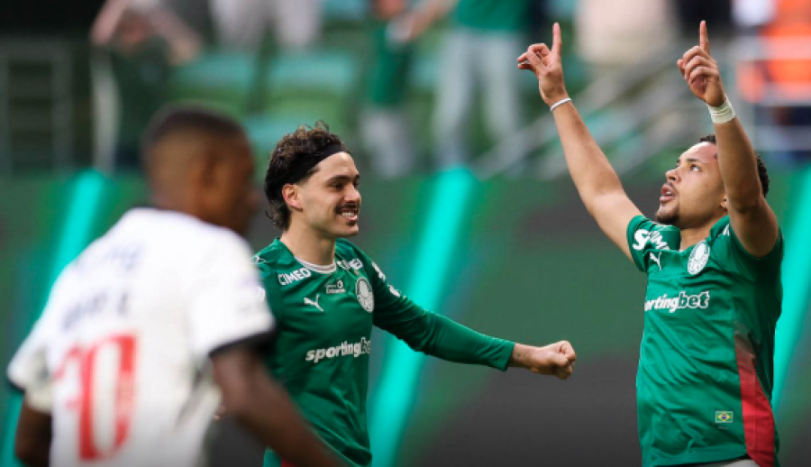PALMEIRAS GOLEIA VASCO POR 4 A 1 E AMPLIA VANTAGEM NA LIDERANÇA DO BRASILEIRÃO