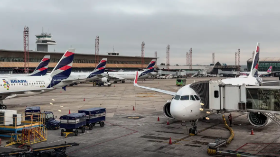 ANVISA ATUALIZA REGRAS DE SEGURANÇA SANITÁRIA PARA AVIÕES E AEROPORTOS