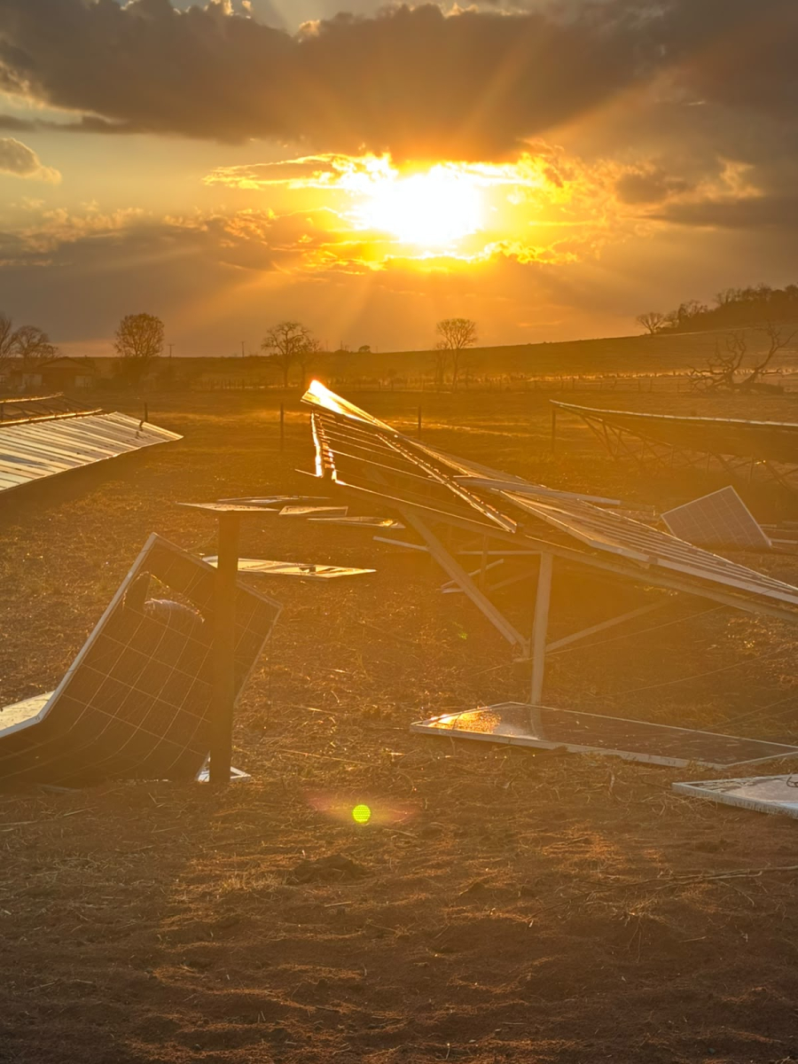 EQUATORIAL NORMALIZA ENERGIA PARA 80% DOS CLIENTES APÓS TEMPORAL NO SUL DE GOIÁS